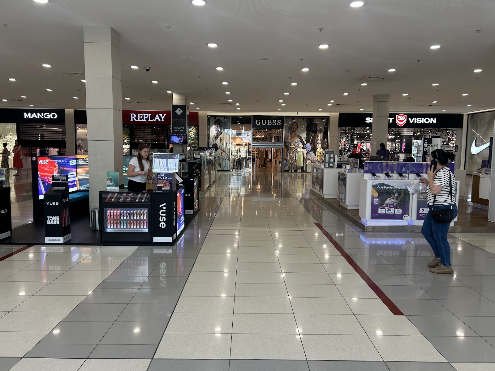 Gallery 10